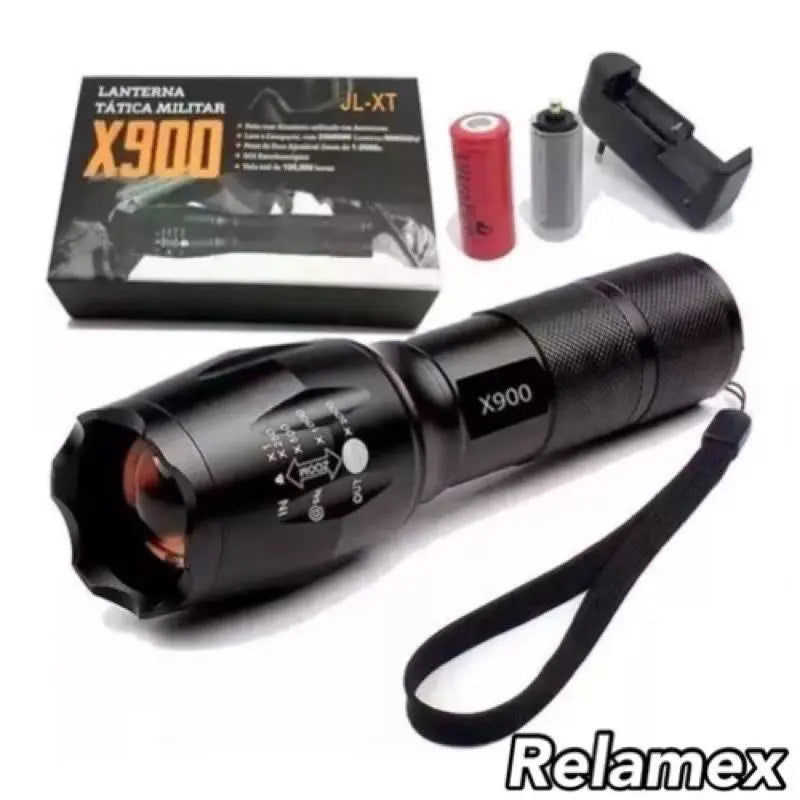 Lanterna Tática com Zoom Militar X900 profissional