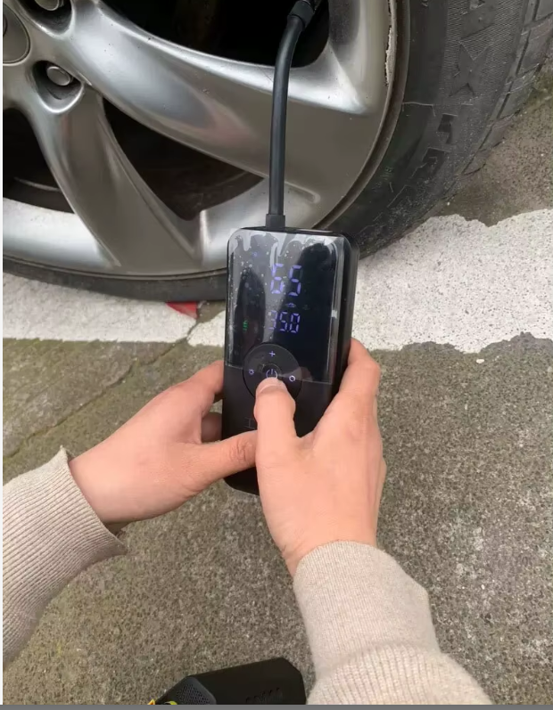 MINI BOMBA DE AR PORTATIL SEM FIO - Carros, Motos,Bicicletas e Bolas